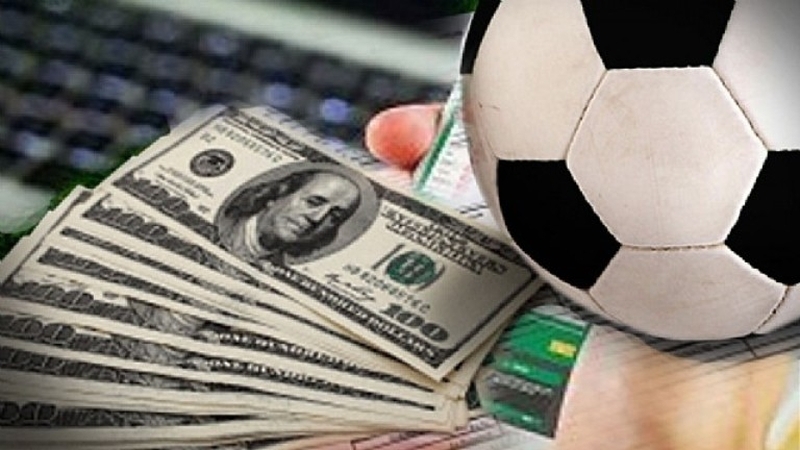 विश्वकप फूटबलमा  बाजी खेलेकाे अाराेपमा  १० हजार जना पक्राउ