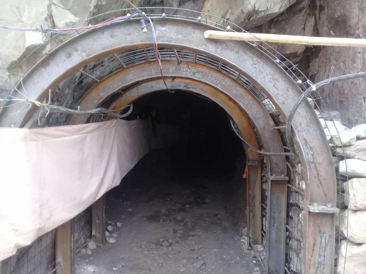 मुआब्जा वितरण र डीपीआर तथा कन्स्ट्रक्सन पावर निर्माणमा ढिलाइ