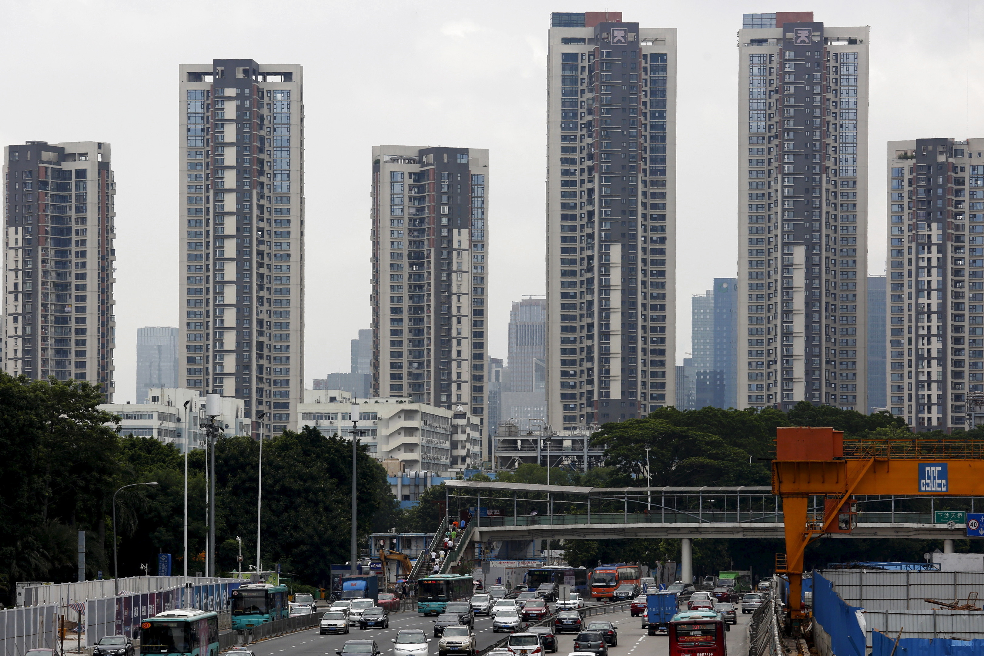 चीनले एक वर्षमै २०० मिटर अग्ला ८८ गगनचुम्बी भवन बनायो