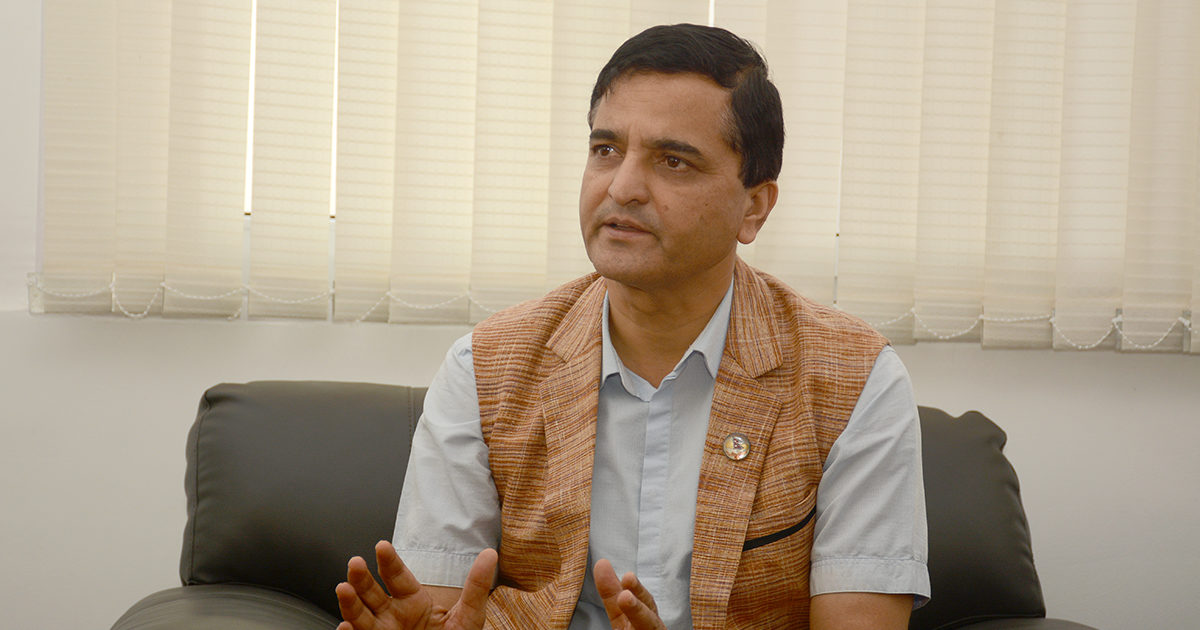 चार्टर्ड उडानको ‘एजेन्ट’लाई कमिसन नदिन मन्त्री भट्टराईको निर्देशन