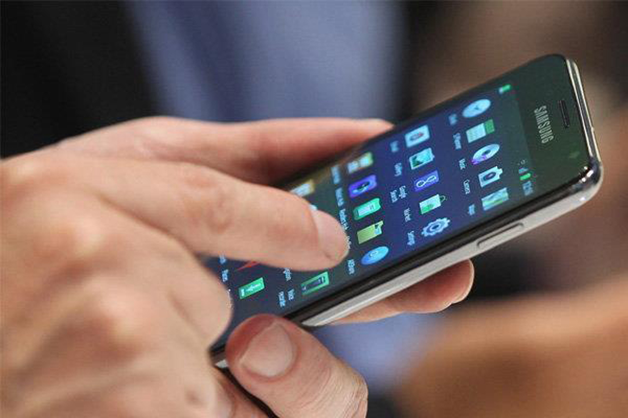 साउनदेखि अवैध आयातीत मोबाइल नचल्ने