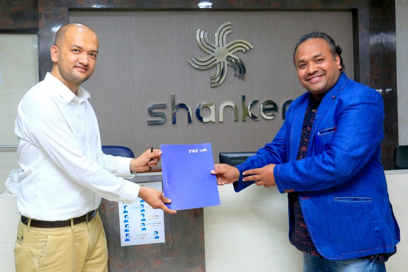 टिभीएस र इसेवा बीच सहकार्यः बडादशैंमा मोटरसाइकल जित्न सकिने यस्तो छ योजना