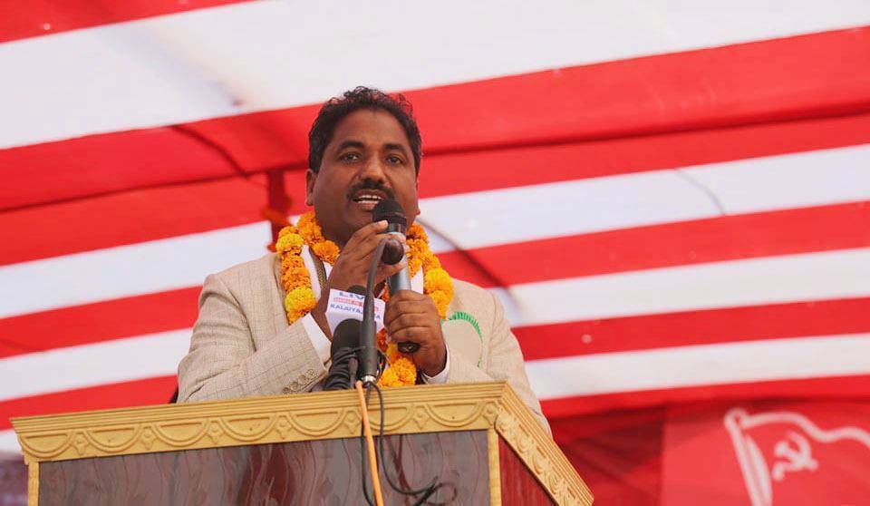 राजाको स्थानमा ठुला दलका नेताहरू बसेर जनताको शोषण  गरेका छन् : प्रभु साह