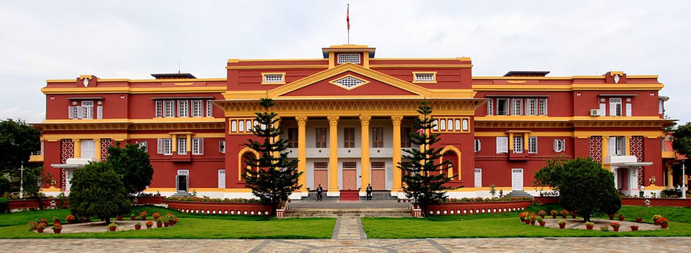 प्रधानमन्त्री ओली राष्ट्रपतिलाई भेट्न शीतल निवासमा