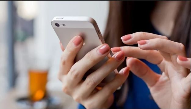 एक महिनामै ६ लाखले घटे मोबाइल प्रयोगकर्ता