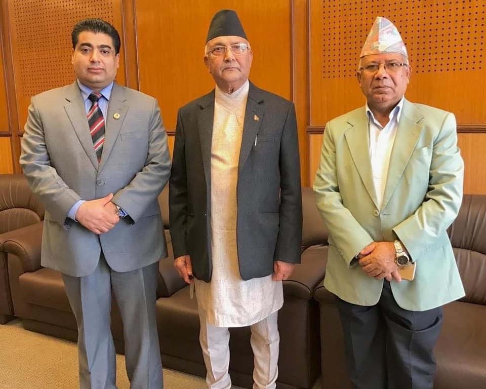 सत्तारुढ दलका शीर्ष नेतृत्वलाई मेलमिलापबाट अघि बढ्न परिवार दलको आग्रह