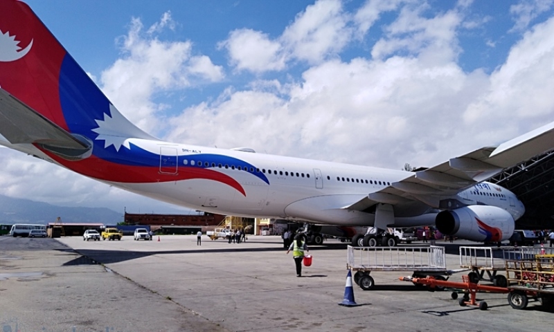 कोरोनाको ४४ लाख डोज खोप लिन निगमको जहाज आज चीन जाँदै