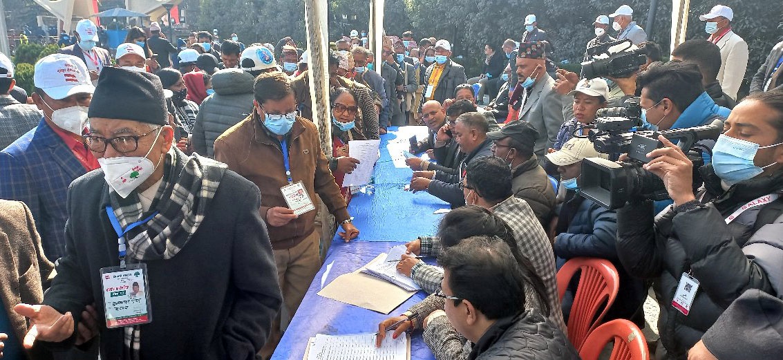 मतदानको समय डेढ घण्टा थपियो