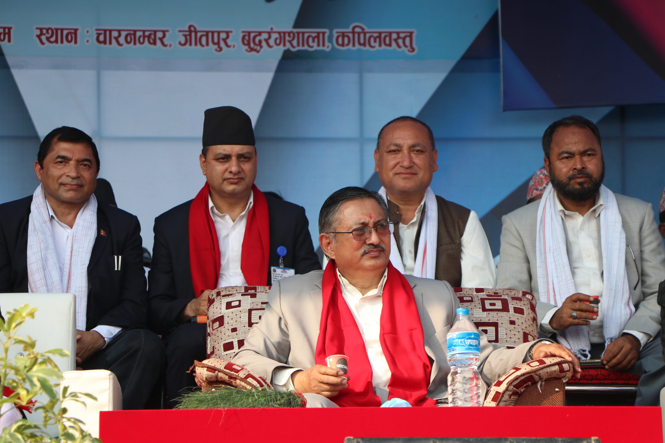 कपिलवस्तु महोत्सवमा गृहमन्त्री खाँड : भन्छन्– ‘बिजुलीको तारबाट सेना आउन सक्दैनन्’