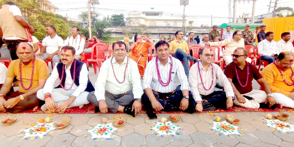 वीरगंजमा ‘जात, धर्म’ भन्दा ठूलो भाई – बहिनीको नाता भन्दै मनाइयाे सामुहिक भाईटिका