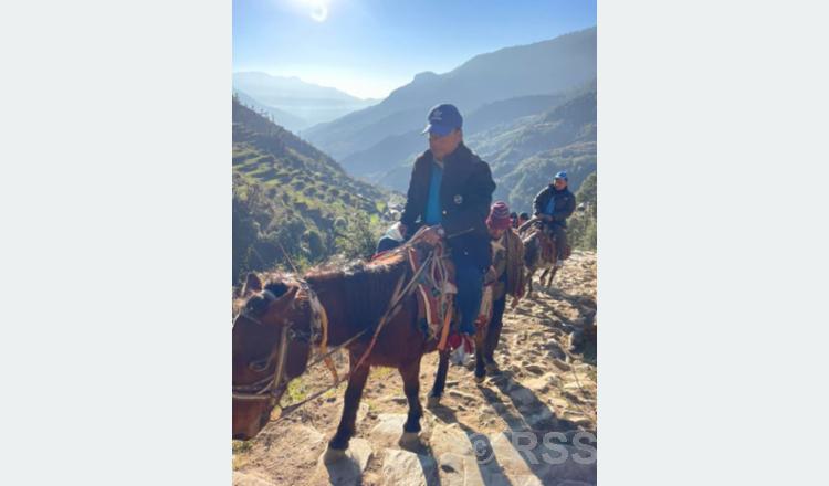मतदान गर्न घोडा चढेर १ दिनको बाटो