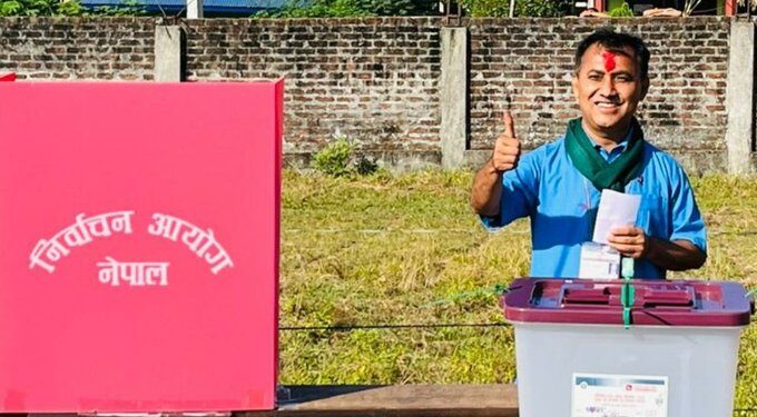 विश्वप्रकाश शर्माले गरे मतदान