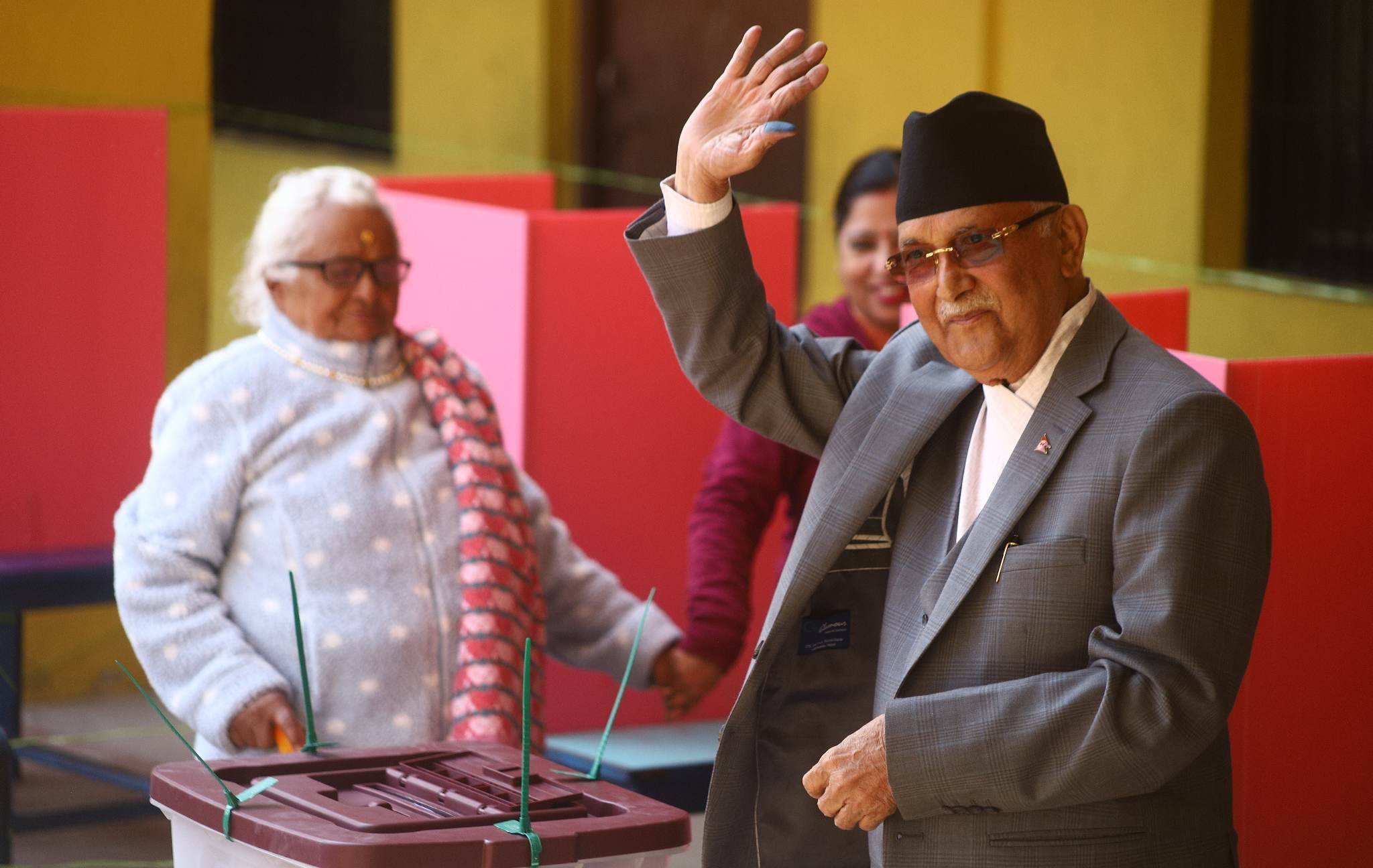 केपी ओलीले ६७ प्रतिशत मत पाएर निर्वाचित हुने