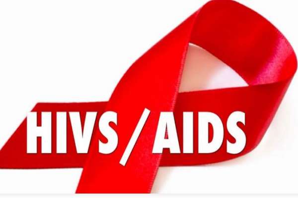 सङ्क्रमित भन्छन्, “नियमित औषधि सेवन गरे सक्रिय जीवन बाँच्न सकिन्छ”