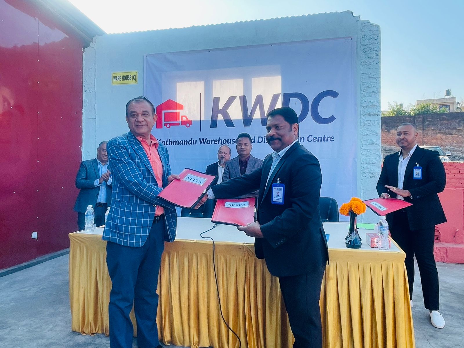 निजीक्षेत्रद्वारा पहिलो पटक सुविधासम्पन्न व्यवसायीक गोदाम तथा वितरण सेवा सुरु