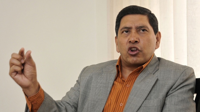 १३ स्थानको सडक अनुगमन गर्दै बुटवलसम्म पुगे गृहमन्त्री श्रेष्ठ