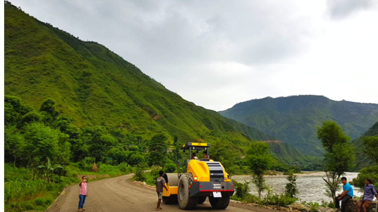 डेढ दशकमा ६४ प्रतिशत सम्पन्न भयो मध्यपहाडी राजमार्ग