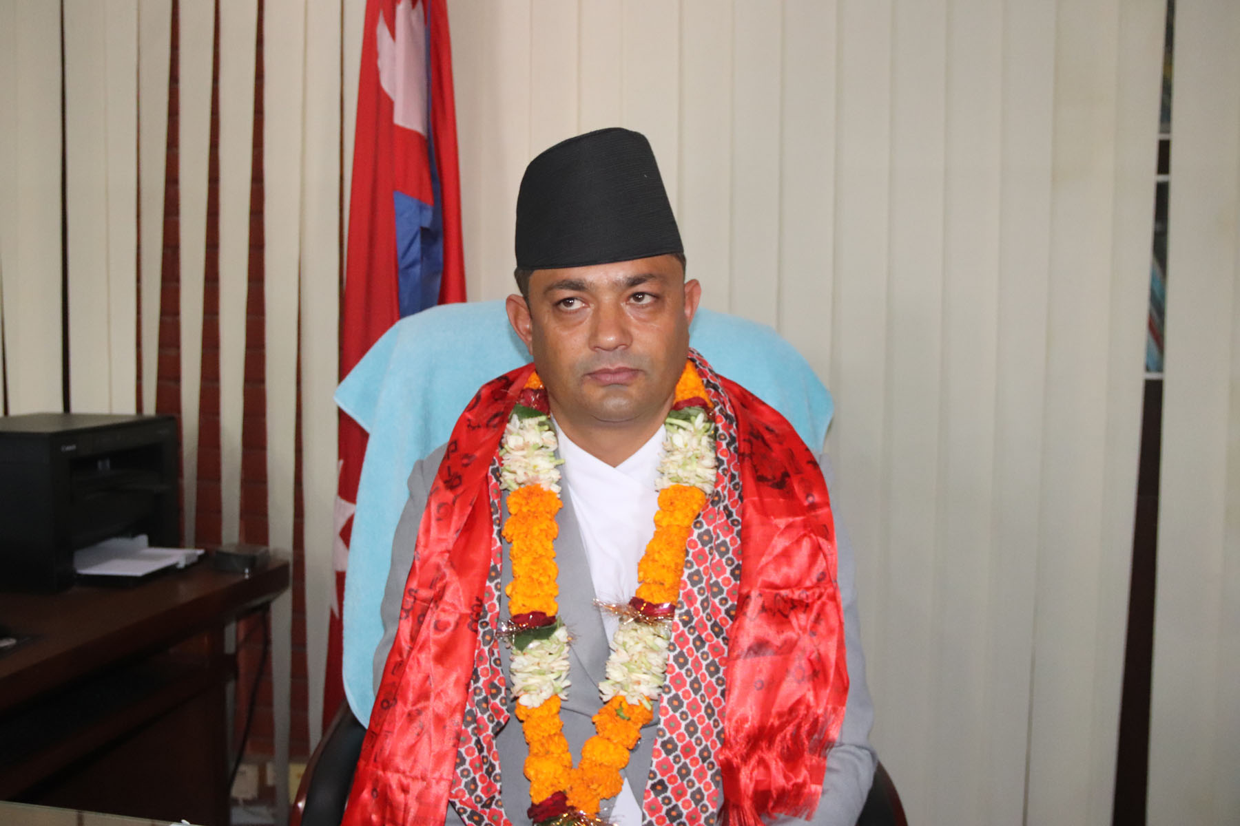 स्वास्थ्य बीमालाई प्रभावकारी बनाउँछौंः मन्त्री गिरी