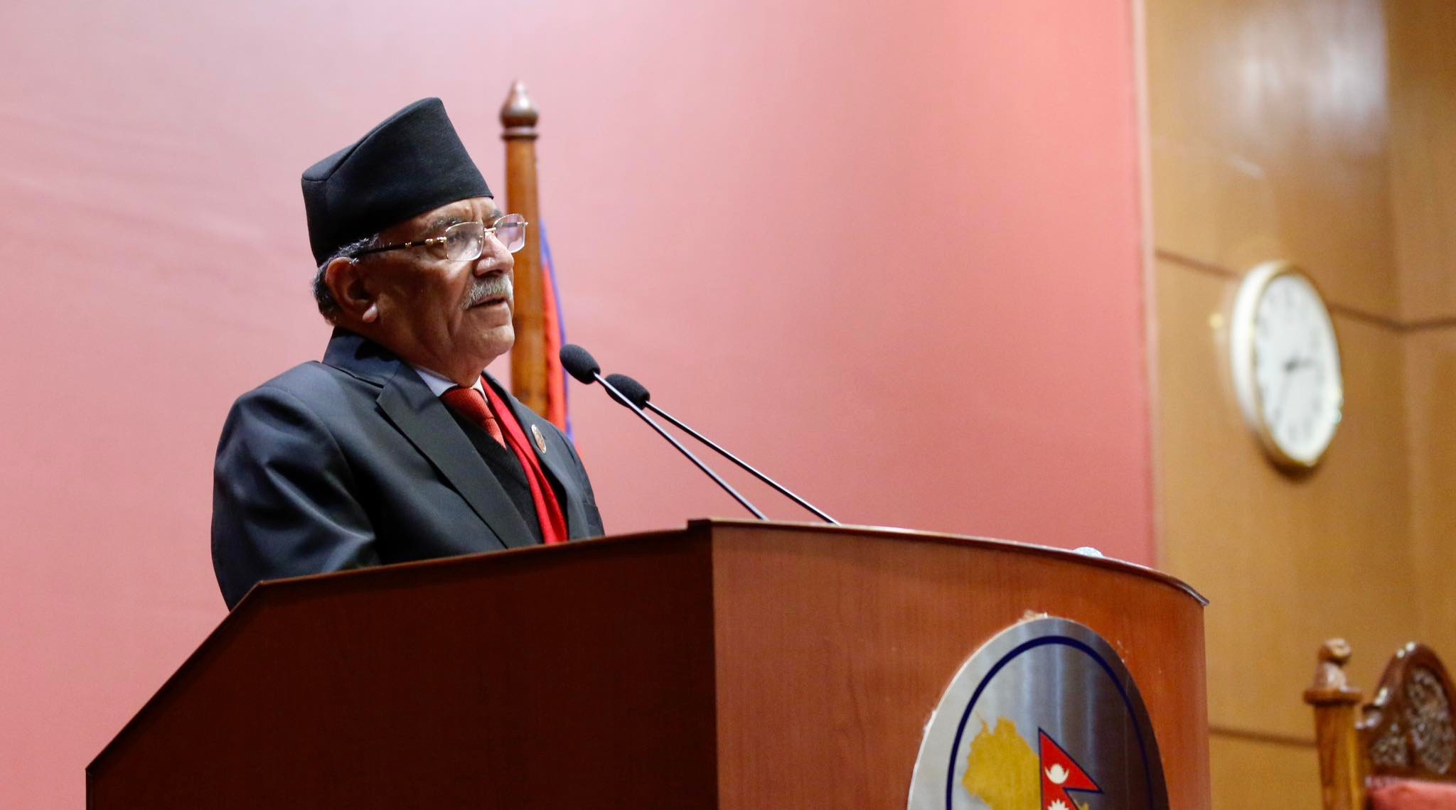 सरकारमा बसेर सङ्घीयता र गणतन्त्रविरुद्ध बोल्ने अधिकार छैन : प्रधानमन्त्री प्रचण्ड