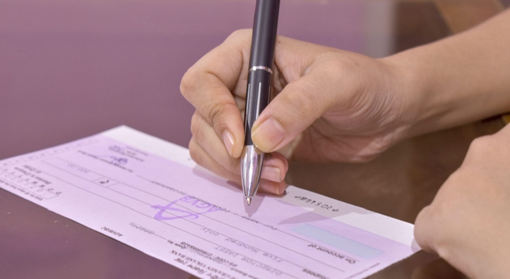 चेक बाउन्सका मुद्दा बढ्दो ,एकदेखि पाँच वर्षसम्म कैद हुने कानुनी व्यवस्था