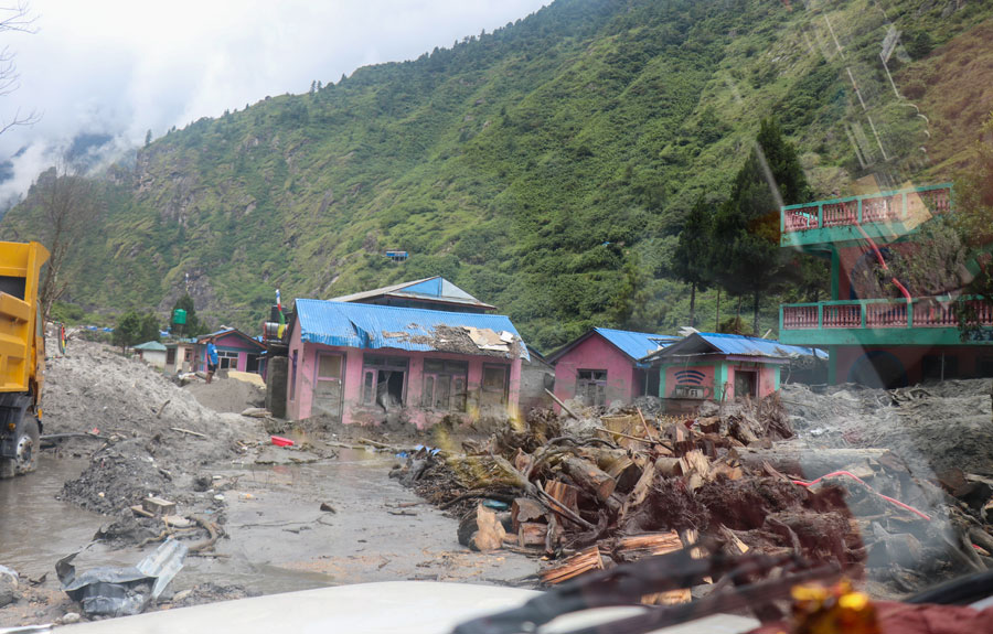 बगरमै बस्ती बसाल्दै तालगाउँवासी