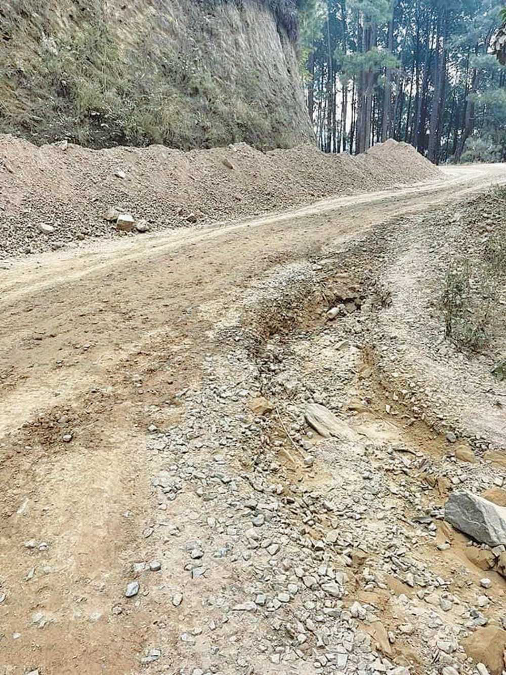 धुलिखेल-खावा सडक खण्ड १२ घण्टाका लागि बन्द