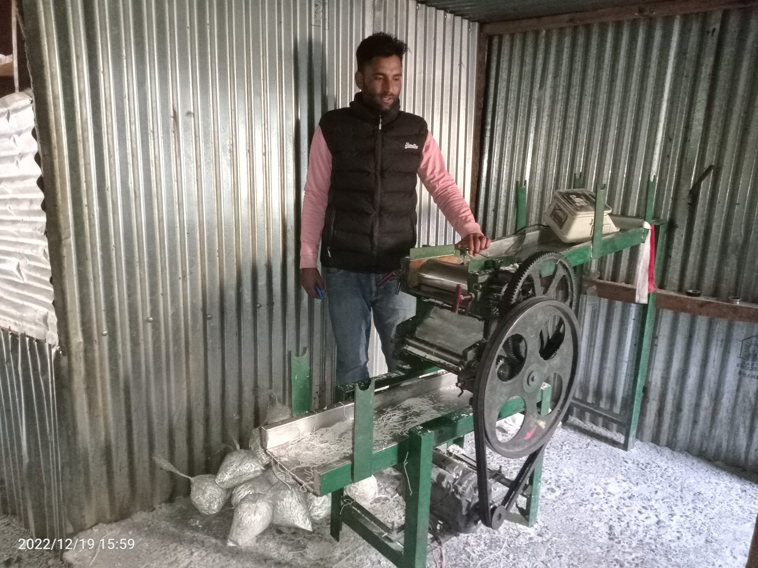 सामाजिक सञ्जालको सदुपयोगः युट्युब हेरेरै उद्यमी, तीन महिनामै असुल भयो लगानी