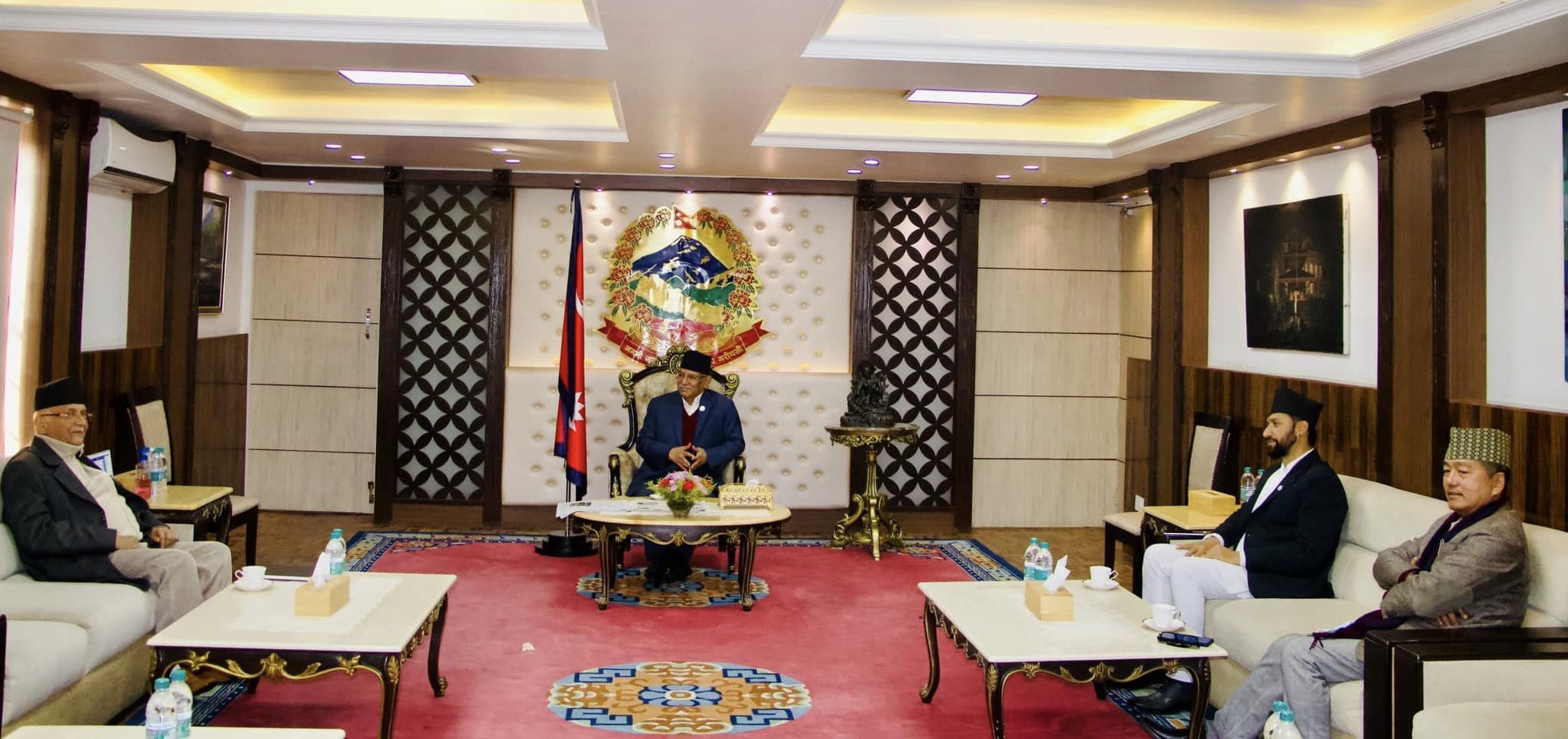 फुटको सँघारमा सत्ता गठबन्धन