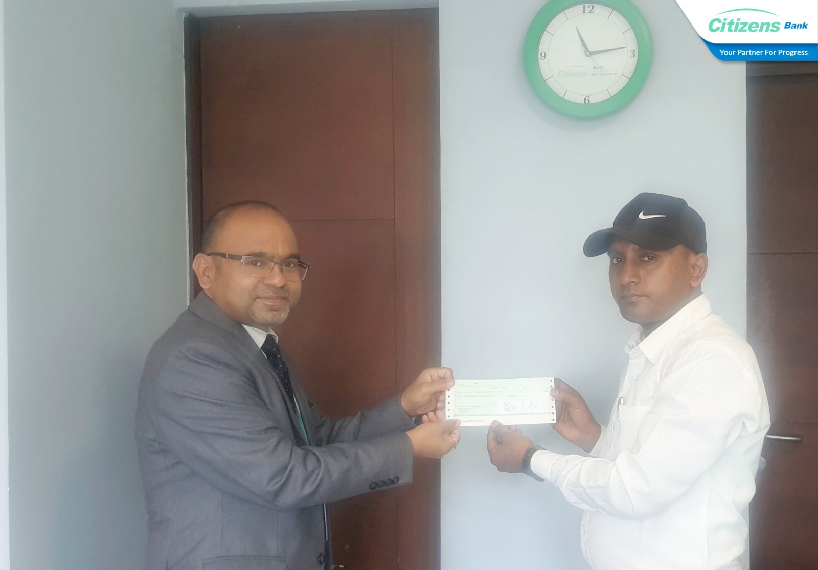 सिटिजन्स बैंकद्वारा बाल विकास समाजका विद्यार्थीलाई छात्रवृत्ति