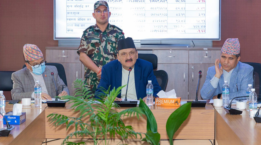 श्रोतको सुनिश्चितता गरेर मात्रै आयोजना छनोट गर्नुः अर्थमन्त्री