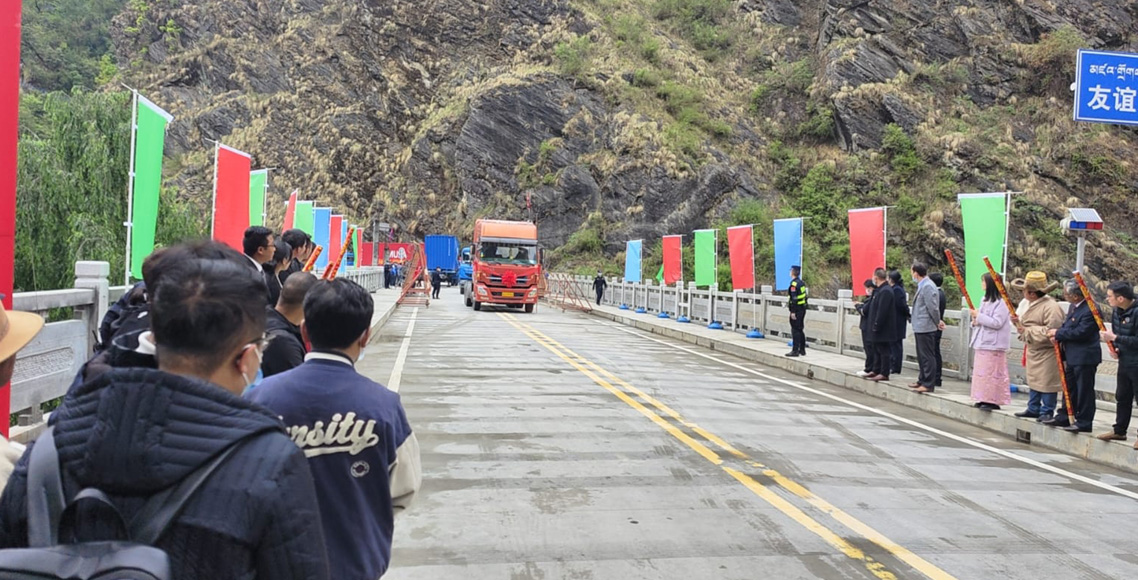 ८ वर्षपछि खुल्यो तातोपानी नाका, सामान आयात निर्यात सुरु