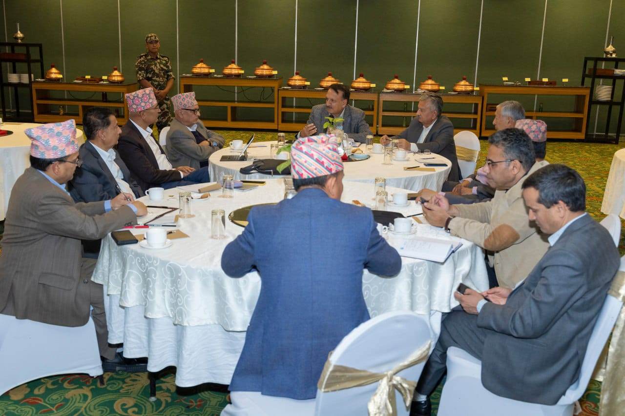 बजेटमा पूर्वअर्थमन्त्रीहरूको सुझावः खर्च कटौतीमा निर्मम बन्नु, नयाँ आयोजना नथप्नु