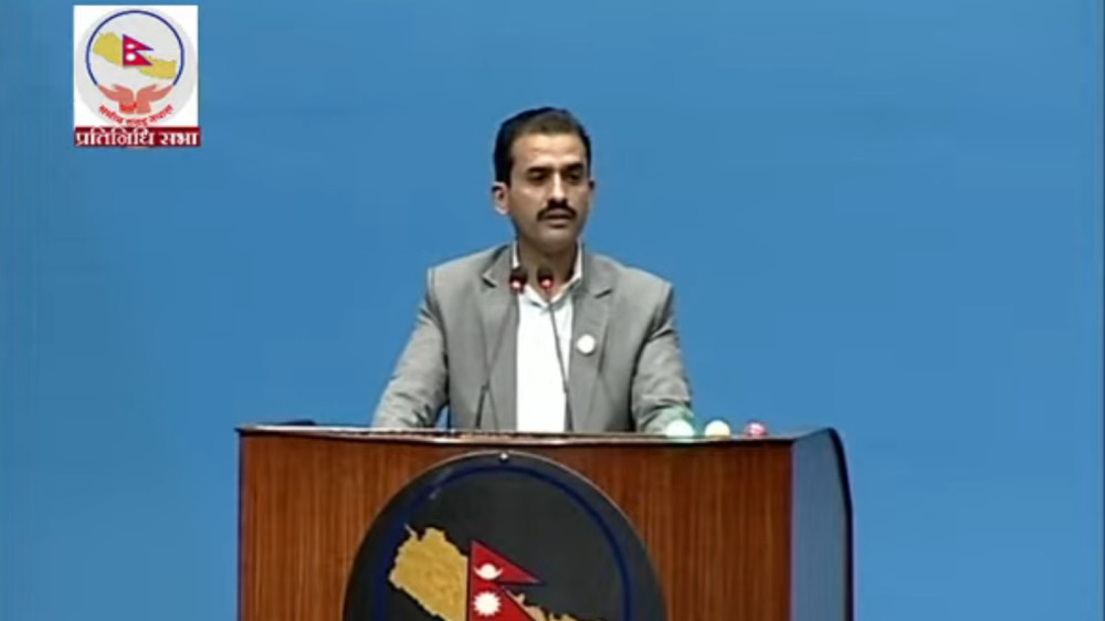 त्रिभुवन विश्वविद्यालय र आरआर क्याम्पसको त्रुटि छानबिन गर्न सांसद सापकोटाको माग