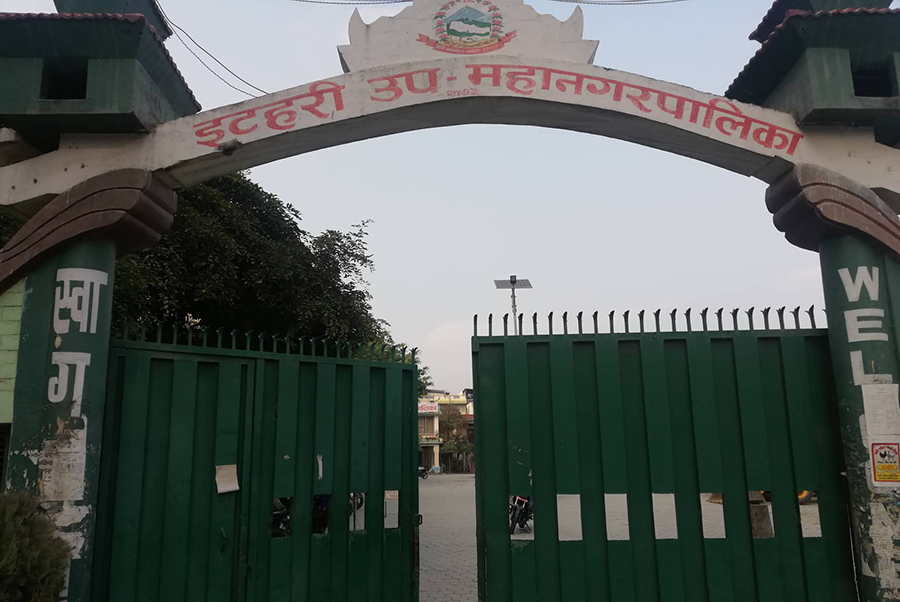 इटहरीले थाल्यो पेट्रोल गाडीलाई विद्युतीयमा रुपान्तरण गर्ने अभियान