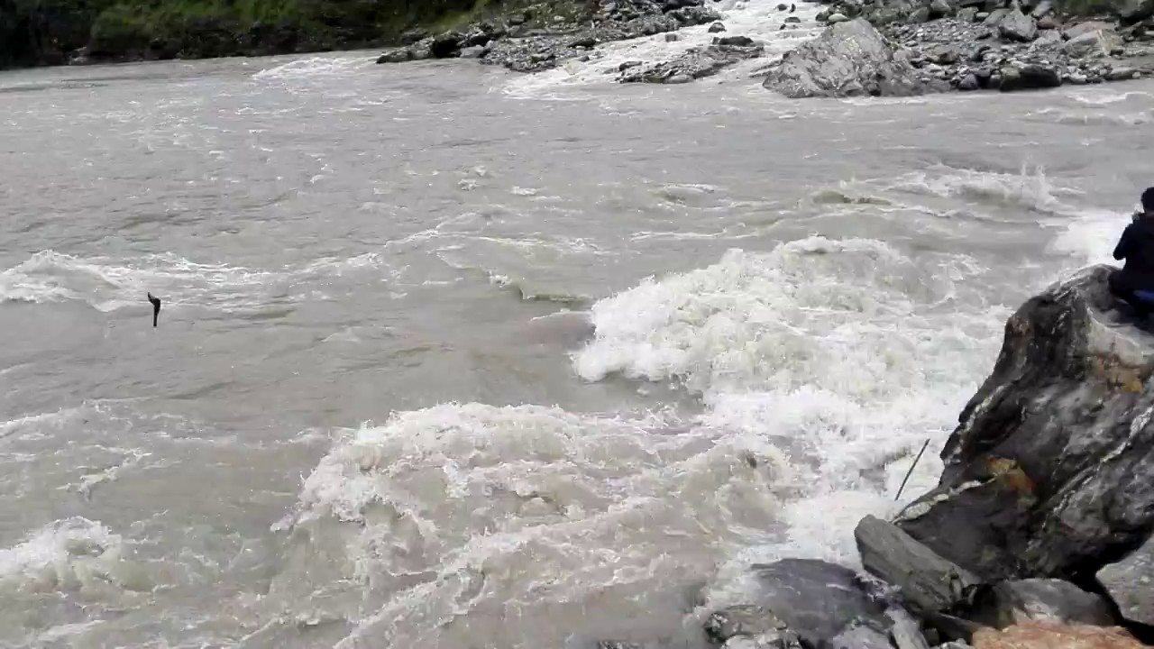 दुर्घटना अपडेट :  सुनकोशी नदीमा बेपत्ता तीनको पहिचान खुल्यो