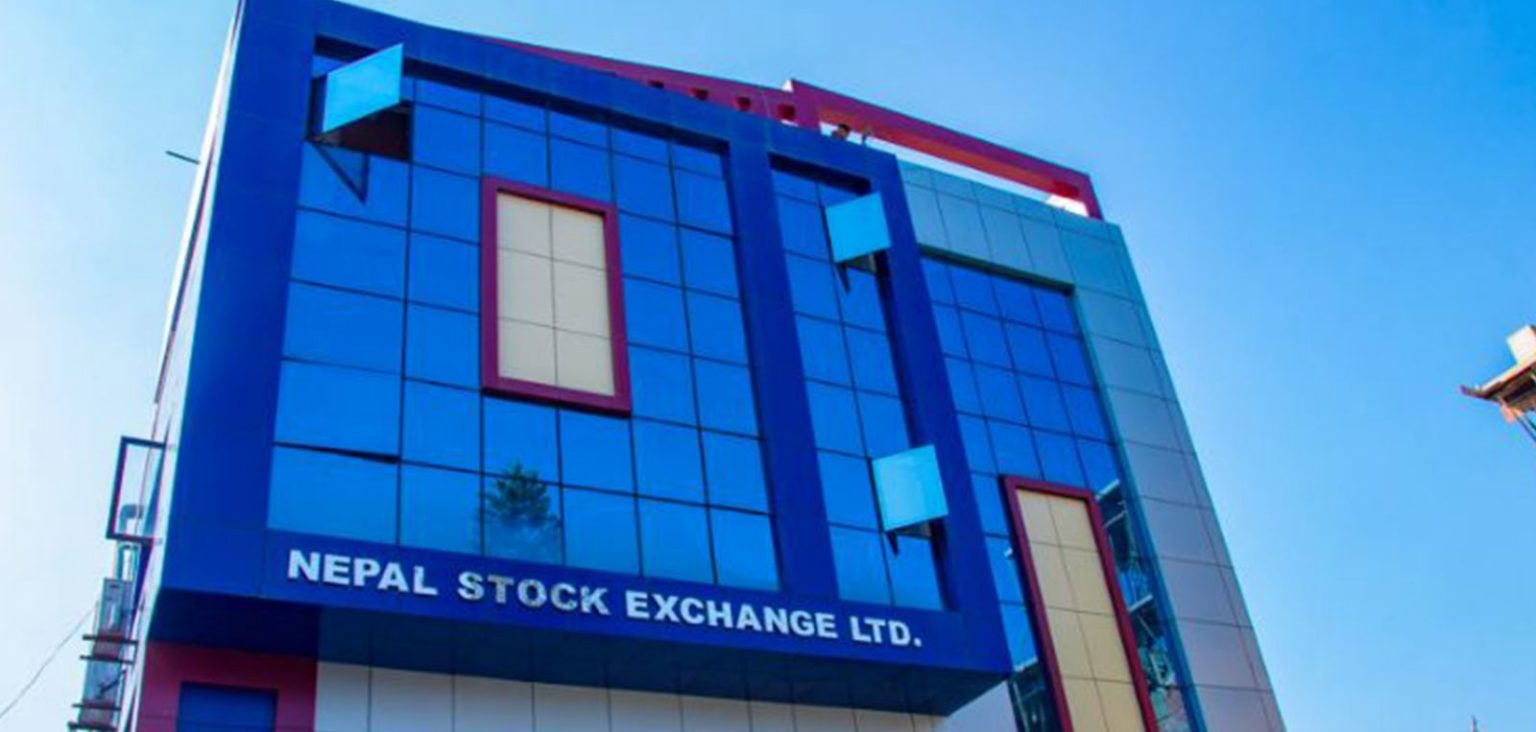 प्रि-ओपन सेसनमा नेप्से सूचकमा सामान्य गिरावट