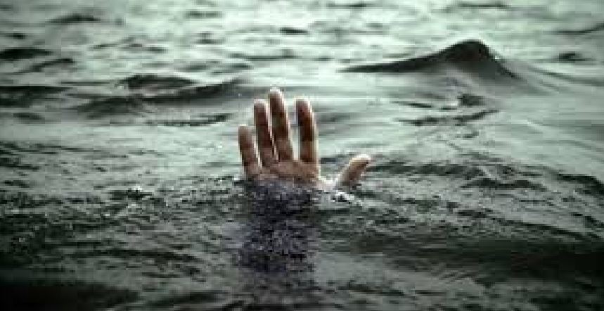 खोलाले बगाउँदा एकजना बेपत्ता