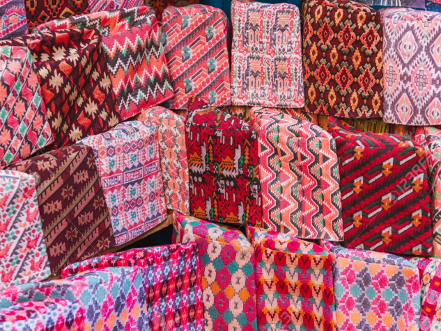 ढाकाको कपडाले बजार पाएन