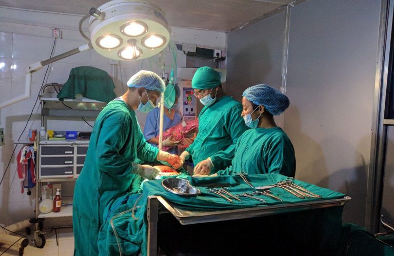 सर्जरी शिविरमा नौ सय ९६ को उपचार, दुई सय ४० को शल्यक्रिया