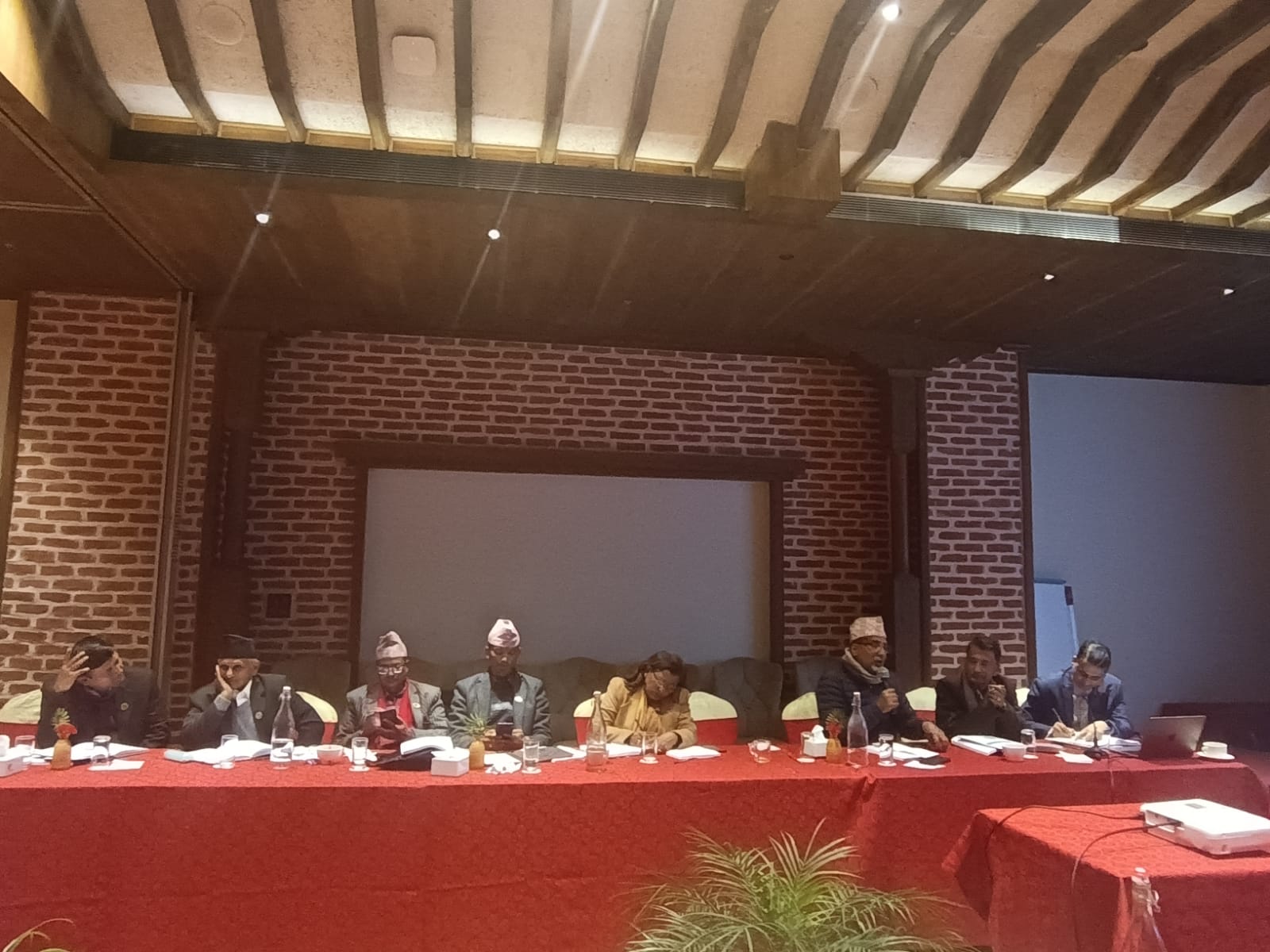 १६औँ योजनामा दलहरुको सुझावः सबैले स्वीकार्ने योजना बनोस्