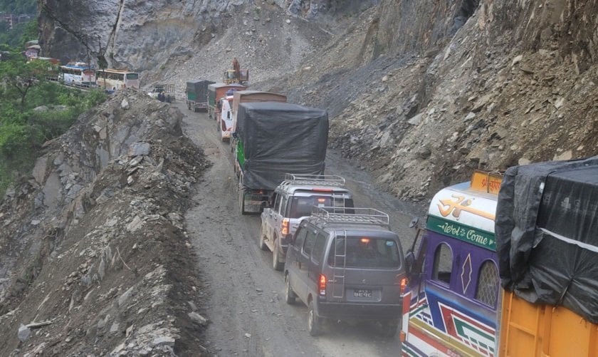 मुग्लिन-ऑबुखैरेनी सडकखण्ड आज चार घण्टा अवरुद्ध हुने