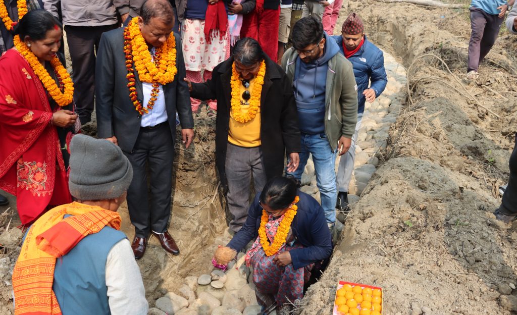 भरतपुरका चार वटा वडामा तीन किमी मेसजाली निर्माणको कार्य सुरु