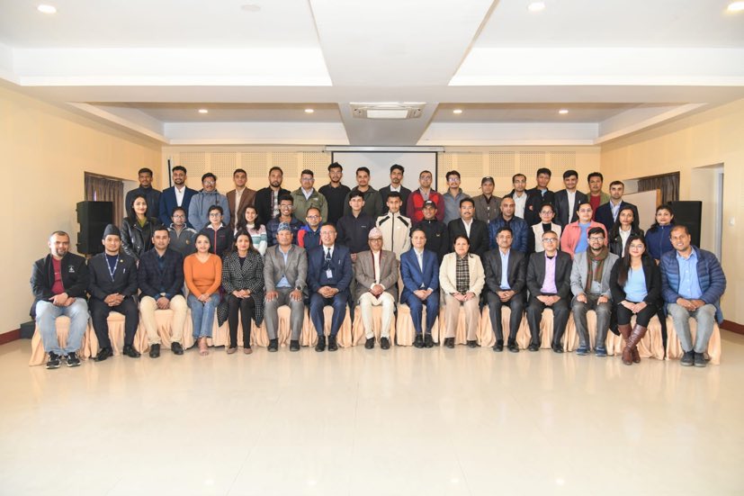 राष्ट्र बैंक र अर्थतन्त्रका सूचनाको सही विश्लेषण हुनु पर्दछ –गभर्नर अधिकारी