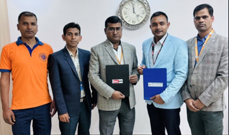 मल्टीपर्पस फाइनान्स क्रसबोर्ड र व्यवसायिक सम्झौता गर्नेमा पहिलो