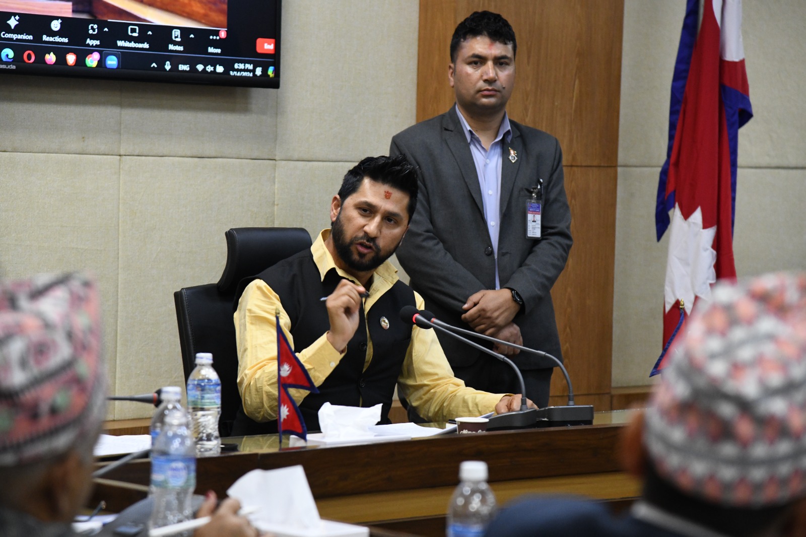 जिल्ला सुरक्षा समितिका अधिकारीलाई उपप्रधान एवं गृहमन्त्रीका १० बुँदे निर्देशन