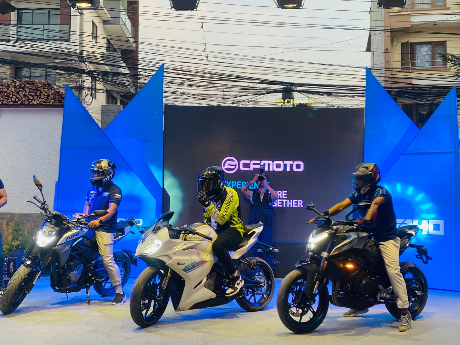 रिलायन्स ग्रुपले नेपाल भित्र्यायो सीएफ मोटोका ३ मोटरसाइकल, कुनको मूल्य कति ?