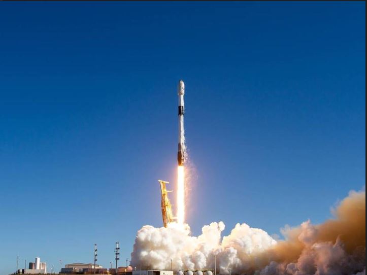 दक्षिण कोरियाद्वारा पहिलो पृथ्वी नानोस्याटेलाइट प्रक्षेपण