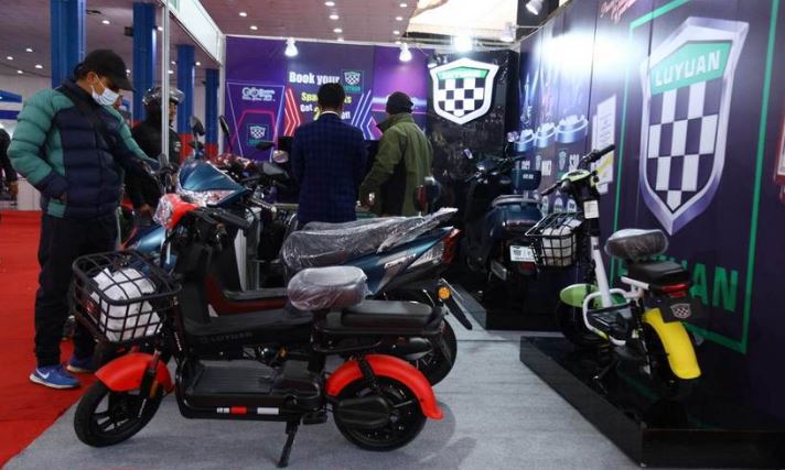 विद्युतीय सवारीसाधनमा आकर्षण