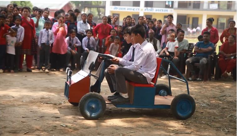 सल्यानटारका विद्यार्थीले बनाए विद्युतीय गाडी