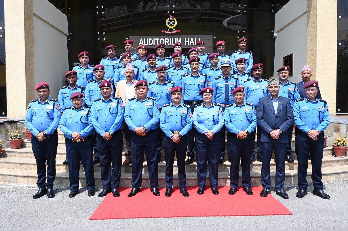 प्रहरी महानिरीक्षक स्वदेश फिर्ता